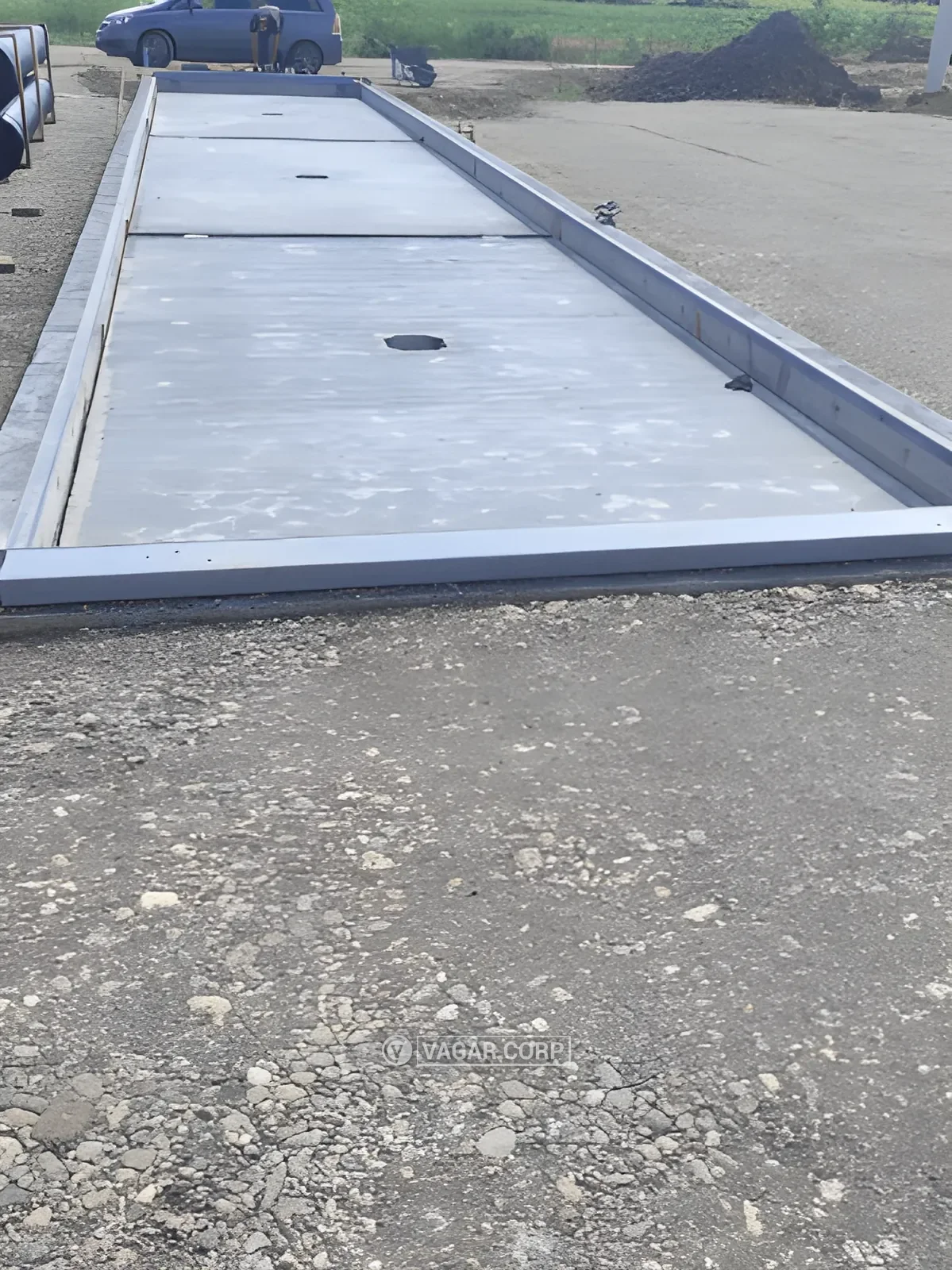Ukopana betonska kamionska vaga u čeličnom okviru